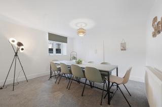 Spacious! 6BR in Beach Road - South Shields - 2
