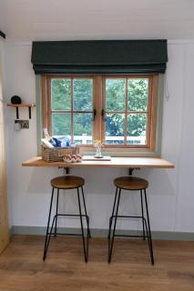 Fern Luxury Cabin Great Couples Getaway North Devon - 8