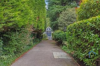 Unique Boathouse, detached free parking x4 cars - Kingston upon Thames - 1