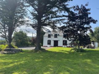 Modern Coastal Cottage - Killybegs - 2