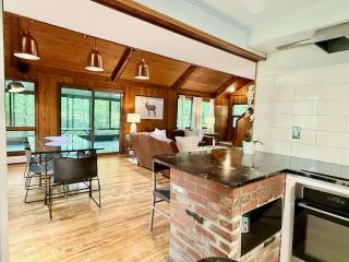 Big Fresh Pond house - Southampton - 8