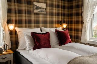 Gloppen Hotell - by Classic Norway Hotels - Sandane - 1