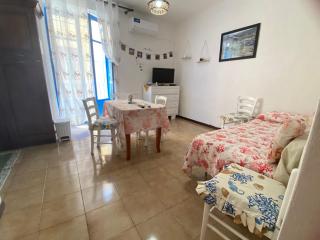 Lipari Centro Storico Flat 7 mins from port - 4