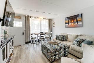 2 Blocks to Beach Modern Condo in North Wildwood! - North Wildwood - 0