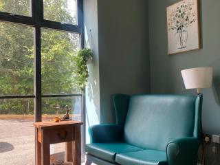 H5-4 Bedrooms-2BA-Free Parking-Sleeps 7 - - 0