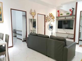 Room in Condo - Spacious Fully Furnished 2BR Condo in Mactan - Sudtungan - 7