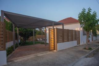 Clementine's City House - Argostoli - 9