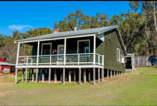 Wellington Forest Cottages & Bar - 6