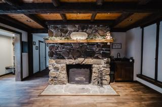 13 Beds, 17 Guests with Hot tub only 15Mins to Sunday River - 7