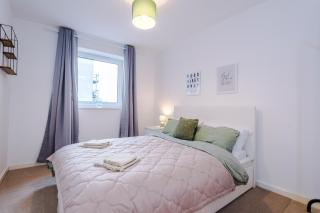 Free Parking, Cosy 2Bed Apartment in Salford Quays, Balcony, Sleeps 6 - Manchester - 8