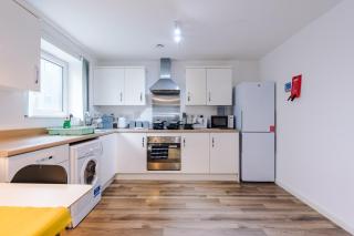 Free Parking, Cosy 2Bed Apartment in Salford Quays, Balcony, Sleeps 6 - Manchester - 9