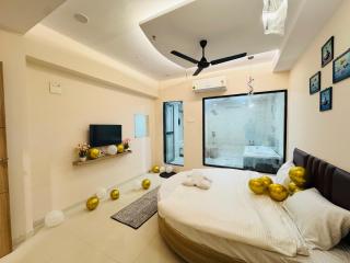 Bellissimo Hotel & Rooms - Surat - 1