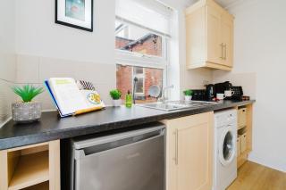 Modern 2BR Flat With Roof Terrace - Sheffield - 8