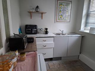 1 Courtyard Mews - Penzance - 5