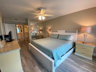 Siesta Dunes 5-105 by Siesta Dunes - Sarasota - 8