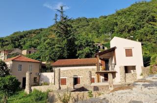 Casa rurale con grande giardino e orto tra i monti - Saponara Villafranca - 0