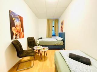 Sweet 3-Bedroom shared Apartment in a Quiet Neighborhood - Vienne - 2