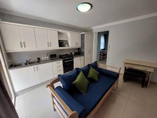 1 Bedroom unit inn the Valley - Margate - 9