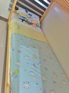 2 bedroom condo with balcony, pool view - Manila - 4