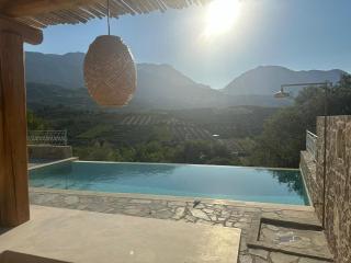Villa Iremia - - 7