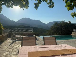 Villa Iremia - - 3