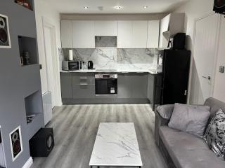 Private 1 bed Apartment - Edinburgh - Sleeps 2 Max - 1