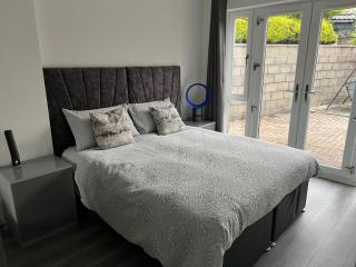 Private 1 bed Apartment - Edinburgh - Sleeps 2 Max - 3