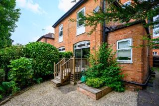 AMBER Delightful Suite Moseley Mews, Birmingham By StayStaycations - Birmingham - 7