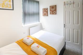 AMBER Delightful Suite Moseley Mews, Birmingham By StayStaycations - Birmingham - 4