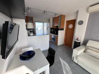 Bel appartement 3 pièces belle Vue Port dégagée Climatisé - Le Grau-du-Roi - 3