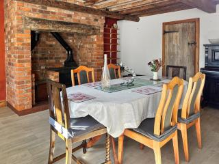 Field Cottage - Sudbourne - 3