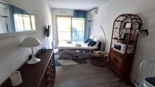 L'ILOT avec balcon, mignon et charmant, un havre de paix au cœur du centre-ville - Cannes - 1