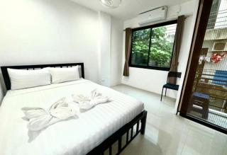 Easy Life R3 - Strand Patong - 8