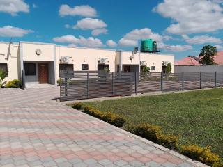 Dunslim Apartments - Lusaka - 9