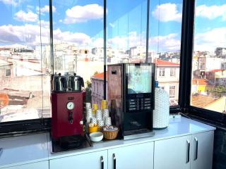 Royal Boutique Hotel by Kaya Royal Anex Bulding-No Lift - 24 Hours All Coffees and Tea Are Free at the Terrace Restaurant - Istanbul - 1