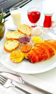 Royal Boutique Hotel by Kaya Royal Anex Bulding-No Lift - 24 Hours All Coffees and Tea Are Free at the Terrace Restaurant - Istanbul - 4