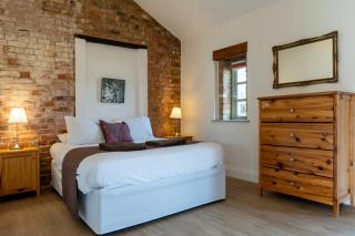 Foxes Den at Tove Valley Cottages - Towcester - 6