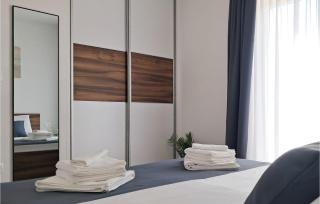 2 Bedroom Lovely Apartment In Stanici - Stanići - 8
