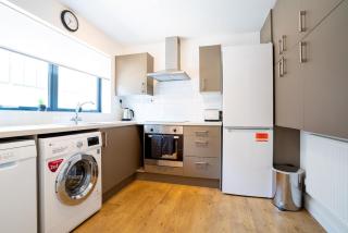4 Bedroom City Centre Townhouse - 6