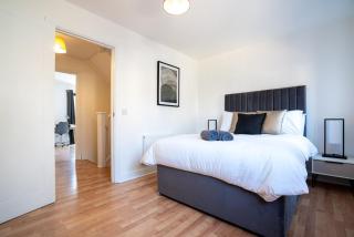 4 Bedroom City Centre Townhouse - Norwich - 2