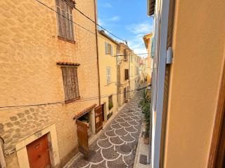 Le Revennes - Antibes - 9