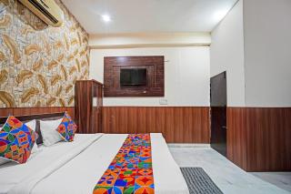FabHotel Comfort Inn - Greater Noida - 6