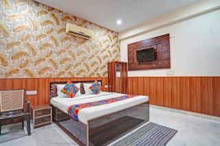 FabHotel Comfort Inn - Greater Noida - 9