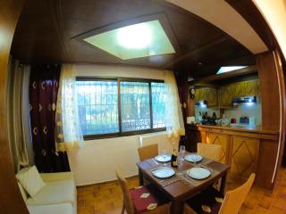 Cozy Mama Evas Homestay with Pool and Garden for Groups of 4 - Kirás Vrísi - 5