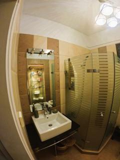 Cozy Mama Evas Homestay with Pool and Garden for Groups of 4 - Kirás Vrísi - 2