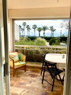 Studio, les pieds dans l'eau ! - Sanary-sur-Mer - 9