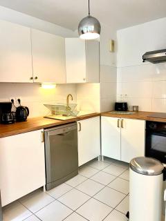 Appartement Spacieux avec jardin, à 5 min à pied de l'abbaye aux Dames et 10 min à pied du centre ville - Caen - 0
