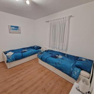 Apartment CHARLY - Supetar (San Pietro di Brazza) - 5