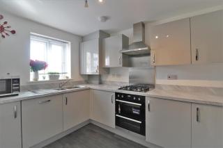 5 bed and 3 bath house in London - Erith - 9