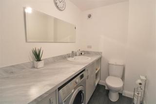5 bed and 3 bath house in London - Erith - 6